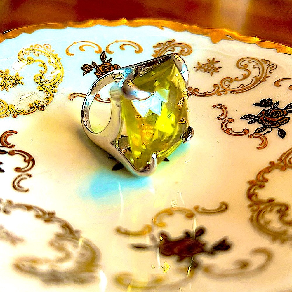 🌼HeadTurningSterlingSilver925 Stamped&CitrineSet Diagonal&faceted 
Scintillating